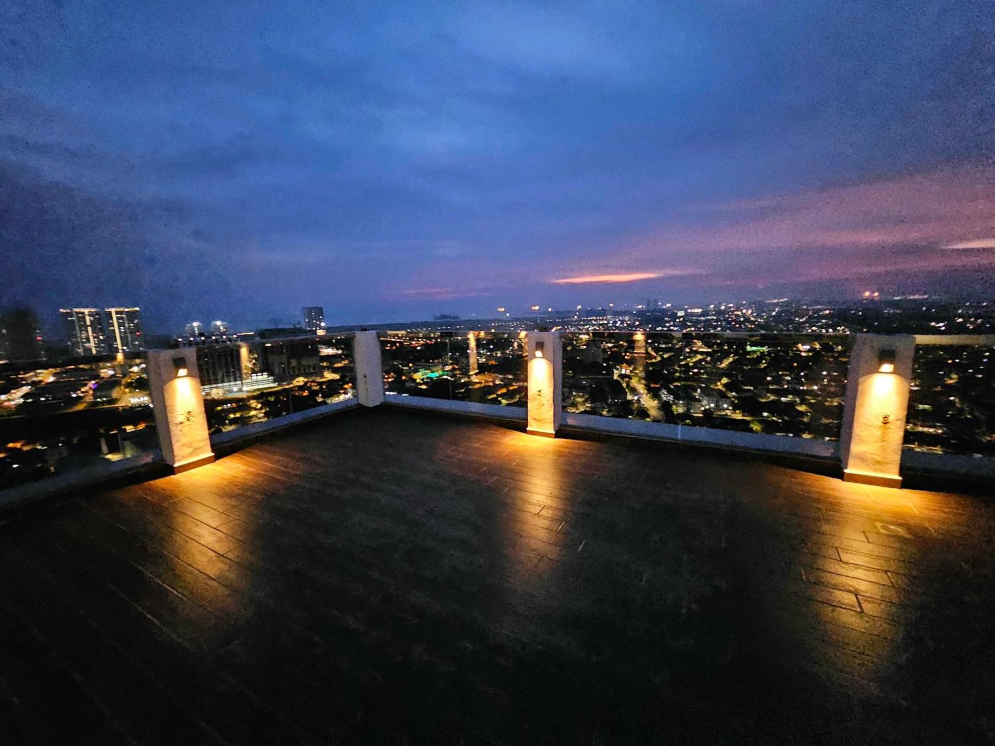 Quartz Paragon Suites Melaka By Ggm Dış mekan fotoğraf