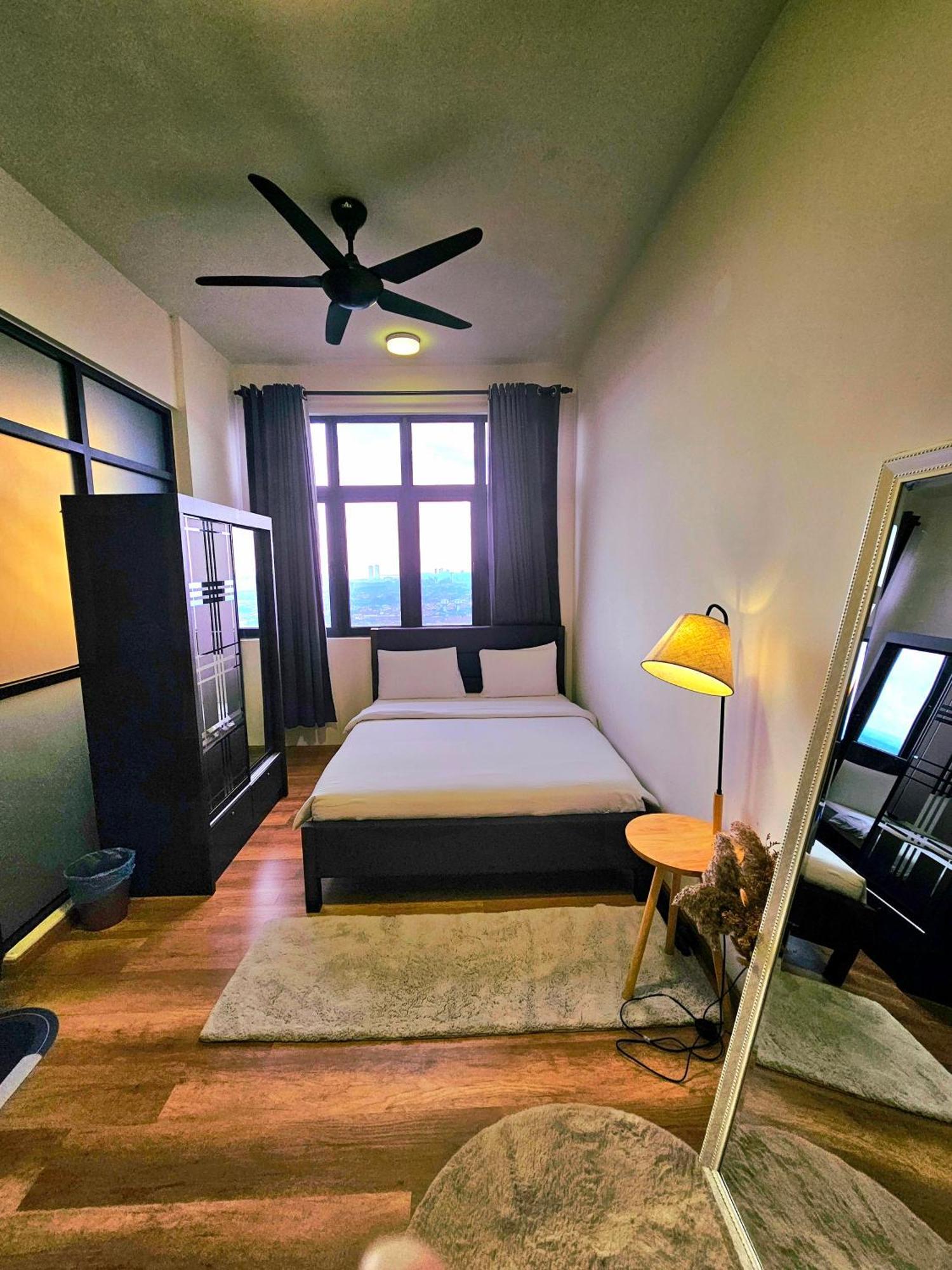 Quartz Paragon Suites Melaka By Ggm Dış mekan fotoğraf