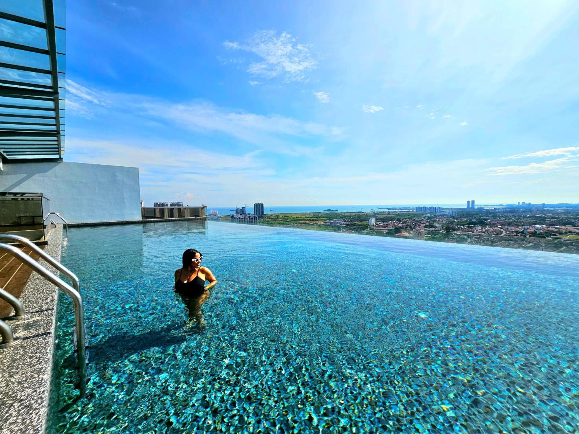 Quartz Paragon Suites Melaka By Ggm Dış mekan fotoğraf